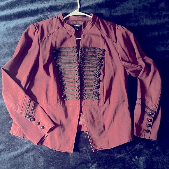 💓Adorable TORRID Victorian style jacket💓 - Picture 1 of 8